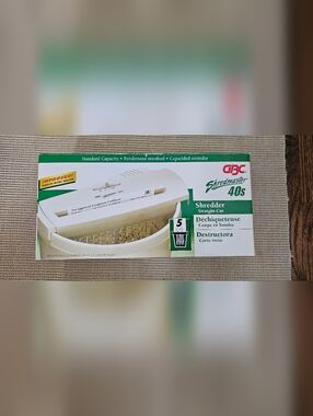 GBC Shredmaster 40s Personal Straight-Cut Paper Shredder - White and Green Box